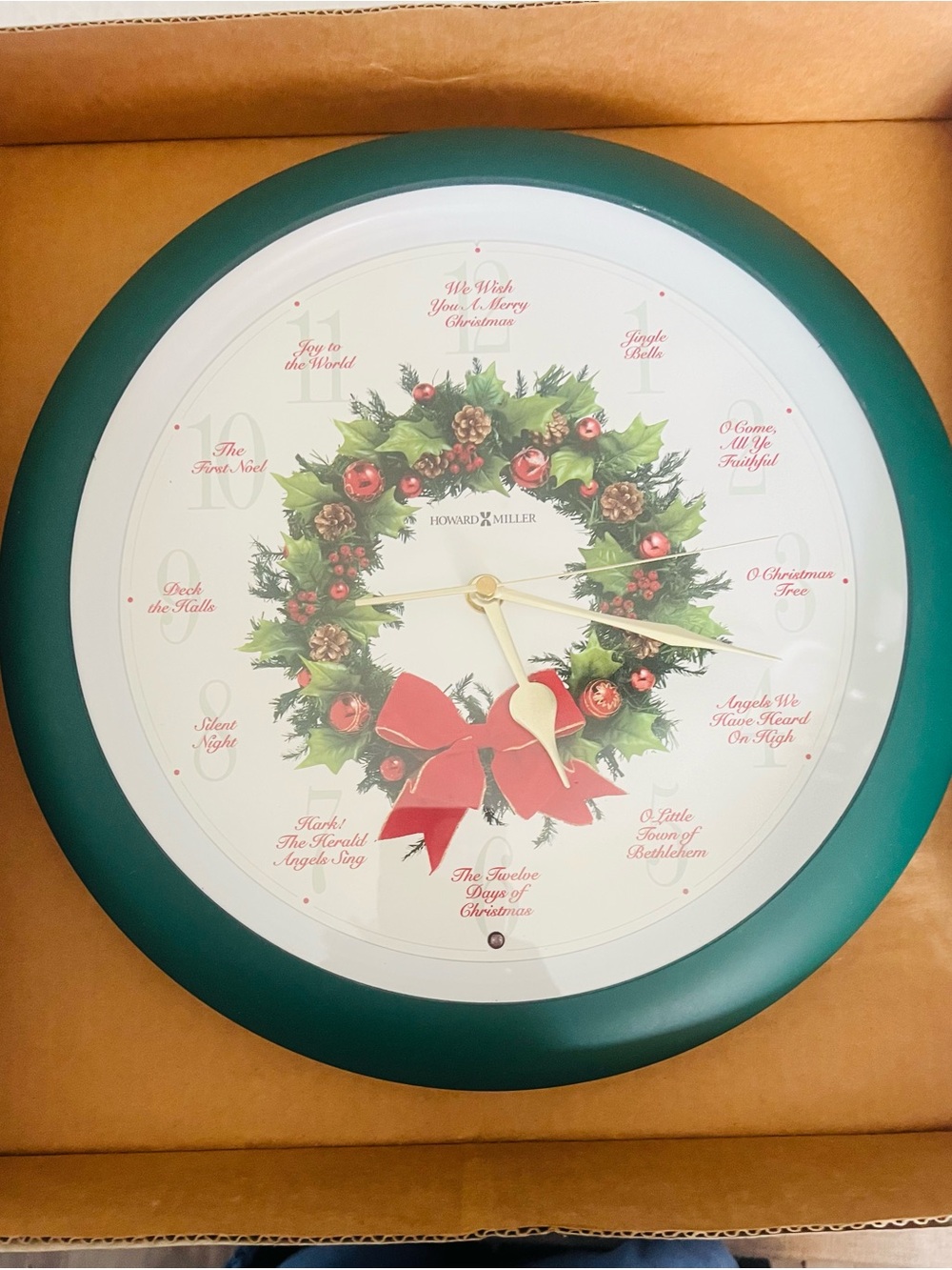 Howard Miller Carols of Christmas Musical Wall Clock NIB Water Damaged Box